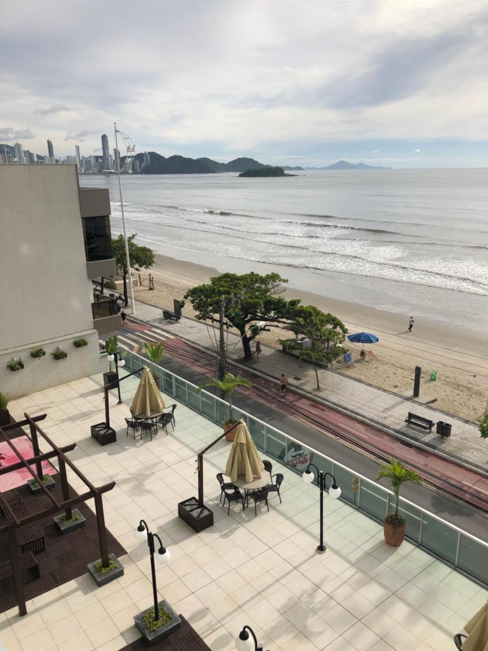 Baln Camboriu - Beira mar Balneario Camboriu Exterior foto